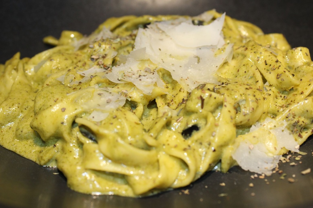 Linguine Pesto